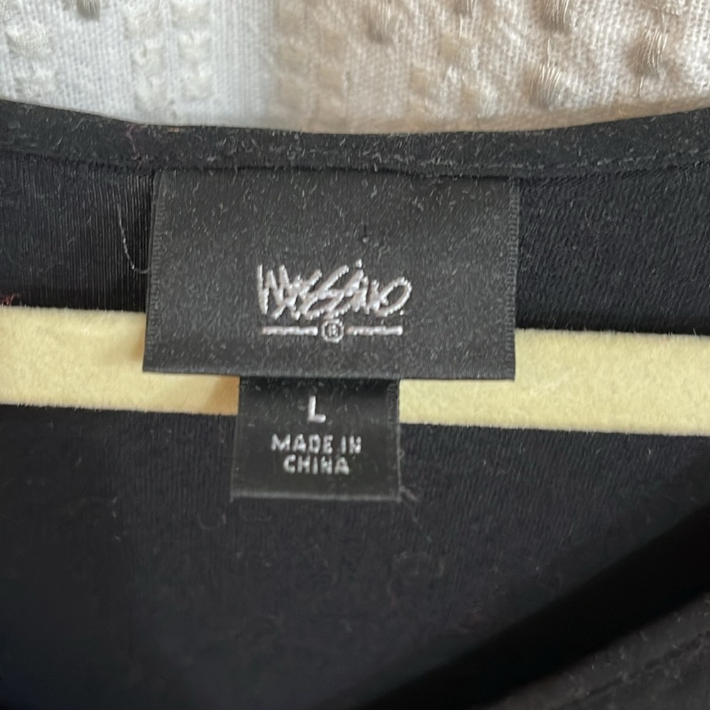 Dressy tee - Picture 2 of 3